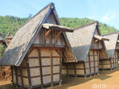 Pesona Desa Adat Ciptagelar Nan Cantik di Gunung Halimun