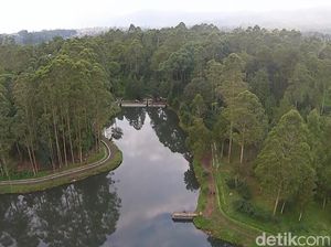 Keindahan Danau Citarum Dilihat dari Langit