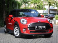 Jelajah Bali dengan MINI Cabrio, Si Mungil yang Bertenaga