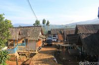 Rumah warga Ciptagelar (Tri Ispranoto/detikTravel)
