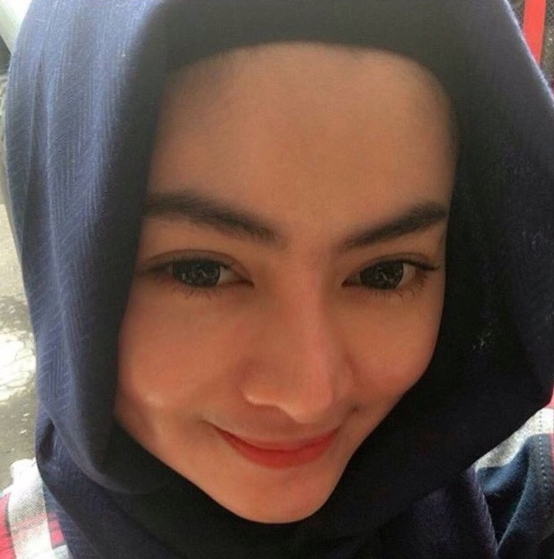 Vitalia Shesya Masih Diajak Dugem Setelah Berhijab Vitalia Shesya Masih Diajak Dugem Setelah Berhijab