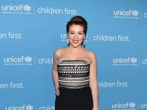 Pengakuan Alyssa Milano yang Sempat Terkena COVID-19