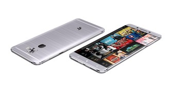 Ponsel ini menggunakan layar berukuran 5,5 inch dengan resolusi 1080p dan kaca 2,5D. Storagenya berkapasitas 64 GB, yang tak bisa diekspansi karena tak ada slot microSD. Foto: Dok. LeEco