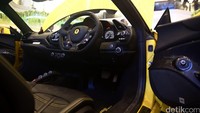 Interior Ferrari 488 Spider.