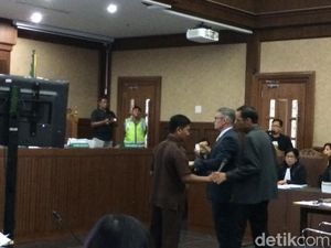 Ahli Toksikologi Australia Sebut Tak Ada Bukti Sianida Masuk Lewat Mulut Mirna