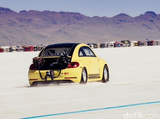 Ini Dia VW Beetle Tercepat di Dunia, 328 Km/Jam!
