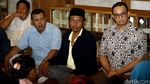 Puluhan Warga Dukung Anies Baswedan Maju Pilgub DKI