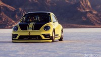 VW Beetle yang berhasil memecahkan rekor kecepatan itu menggunakan mesin empat silinder 2.0 liter. Ist/Volkswagen.