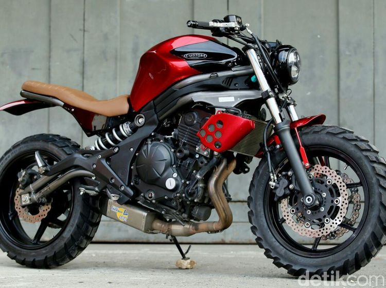 Dirt Head, Kawasaki ER-6n ala Scrambler