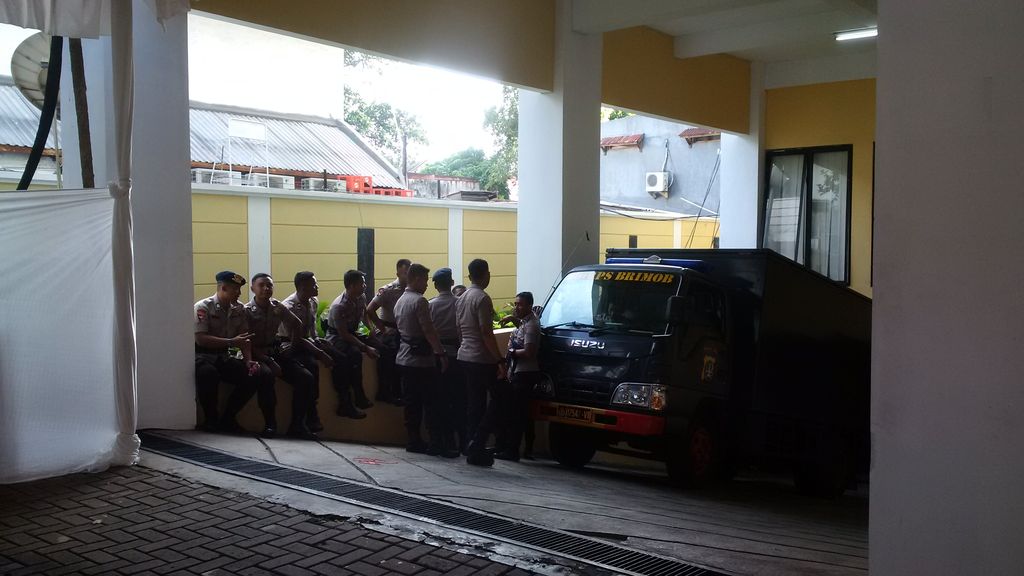 Foto: Suasana pengamanan di Gedung KPUD DKI Jakarta (Noval/detikcom)