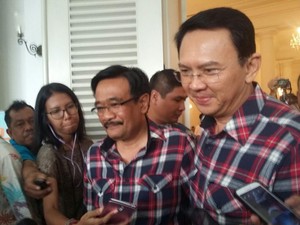 Ahok-Djarot Bakal Dikawal Timses Berkemeja Kotak-kotak Nanti Malam