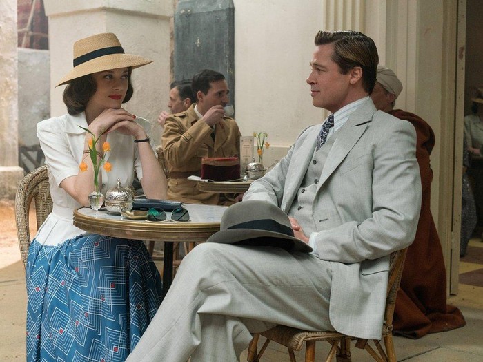 Mengintip Kemesraan Brad Pitt dan Marion Cotillard di Allied
