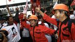 Pendukung Antar Ahok-Djarot