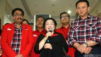 (Ki-ka) Djarot, Megawati dan Ahok bergerak menuju KPUD DKI dari DPP PDIP Menteng, Jakarta, Rabu (21/9/2016).