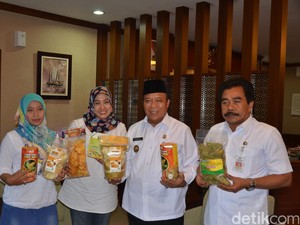 Jajanan Ndeso Lamongan Tembus Ritel Modern