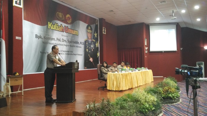 Wakapolri Beri Kuliah Umum di Makassar: Bicara Teroris, Sentil soal Tawuran
