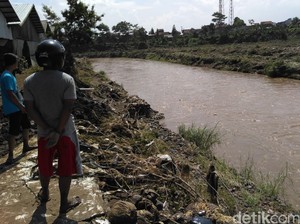 Tanggul 250 M Jebol, Kementerian PUPR Pasang Bronjong Antisipasi Bencana