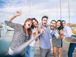 Ikut Open Trip Bareng Artis, Tetap Perhatikan Kualitas Ya!