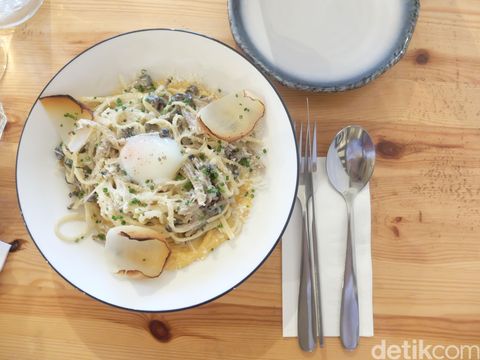 Pumpkin Puree Pasta (Daniel Ngantung/Wolipop) 