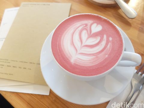 Beet Root Latte (Daniel Ngantung/Wolipop)
