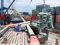 Perang Dagang Makin Sengit, AS China Saling Balas Tarif