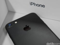 Unboxing iPhone 7