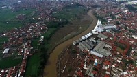 Bagian yang ikut rusak diterjang banjir adalah area persawahan.