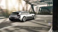 GTC4Lusso T ini masih mengusung bentuk coupe yang mempresentasikan konsep efisien dengan bentuk meruncing dan menghasilkan siluet. Foto: Ferrari