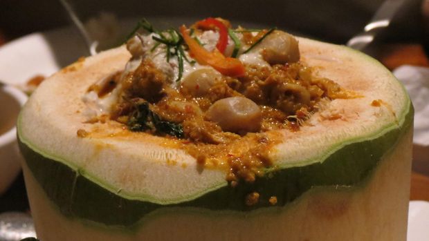 Hor Mok, kari seafood dalam buah kelapa (Fitraya/detikTravel)