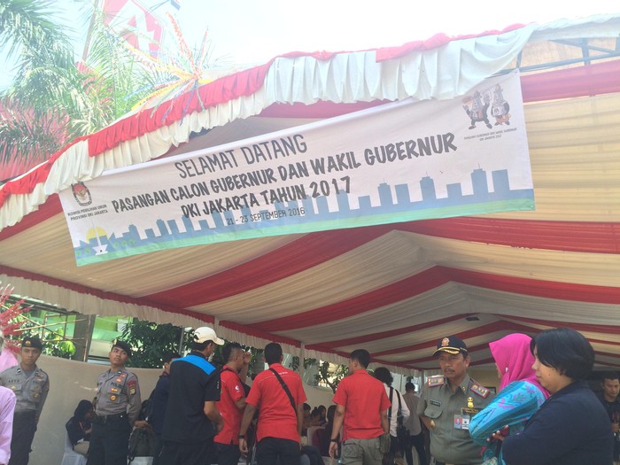 Hari Terakhir Pendaftaran Pilgub DKI, Calon Ditunggu Hingga Tengah Malam