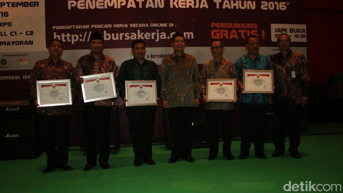 Kabupaten Pasuruan Raih Penghargaan SMM ISO 9001 Selama Tiga Tahun