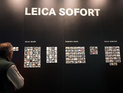 Mengulik Kamera Cetak Instan Leica Sofort