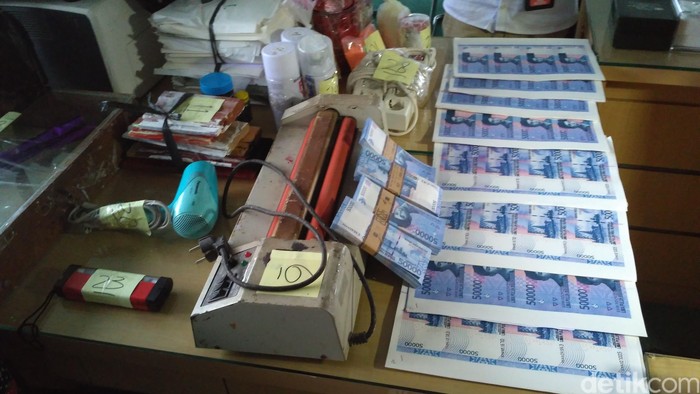 Baru 2 Bulan Keluar Penjara, Pria ini Ditangkap Lagi karena Cetak Uang Palsu