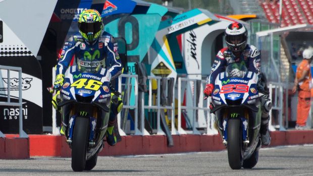 Rossi vs Lorenzo Lagi di Tiga Balapan Sisa Musim