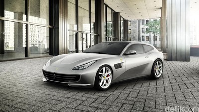 Ferrari Pertama dengan 4 Kursi dan Mesin V8