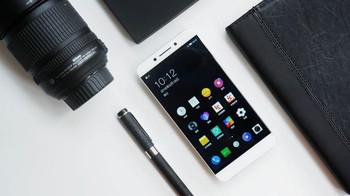 LeEco sudah membuka pemesanan Le Pro 3 sejak 21 September dan penjualannya akan dimulai pada 28 September di China. Foto: Le Pro 3 (dok. LeEco)