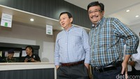Dokter bilang saya sehat wal afiat. Tadi dokter bilang, Ahok tidak psikopat. Jadi cuma kata Haji Lulung aja, kata Ahok, Sabtu (24/9/2016).