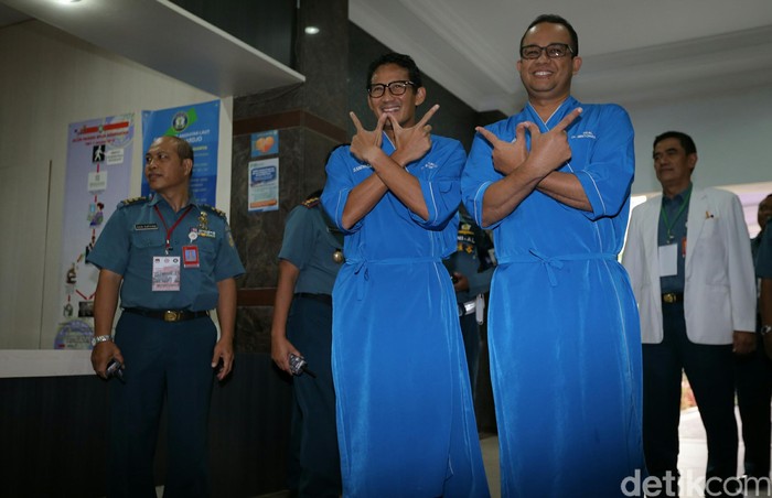 Sandiaga Ajak Ahok Buka-Bukaan Dana Kampanye