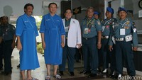 Tes kesehatan tersebut merupakan bagian tahapan pendaftaran Cagub Cawagub peserta pilkada DKI Jakarta 2017.