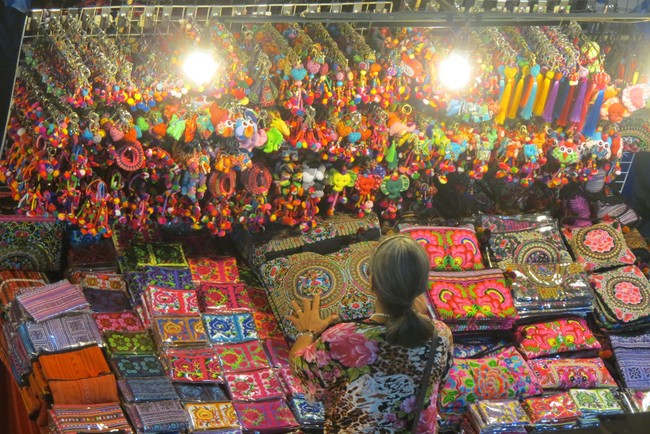 Cerita Traveler yang Malas Bawa Oleh-oleh