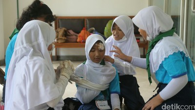 Ratusan Siswa Ikut Lomba Pertolongan Pertama