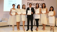 Penari Balet Profesional & Koreografer, Sisilia Oei, Penulis Buku & Mantan Pemimpin Redaksi, Fira Basuki, Artis Cathy Sharon, Miss Indonesia 2005, Imelda Fransisca, Artis Aline Adita, Make Up Artist, Silvi Saerang, bersama Chief Executive Officer Combiphar, Michael Wanandi, dalam acara peluncuran Fillerina non injeksi filler pertama di Indonesia 