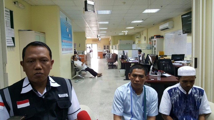 2 Jemaah Ditangkap Polisi Saudi Saat Bantu Keluarga Cium Hajar Aswad