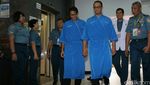 Tes Kesehatan Pilgub DKI, Anies-Sandiaga Tampilkan Salam Huruf W
