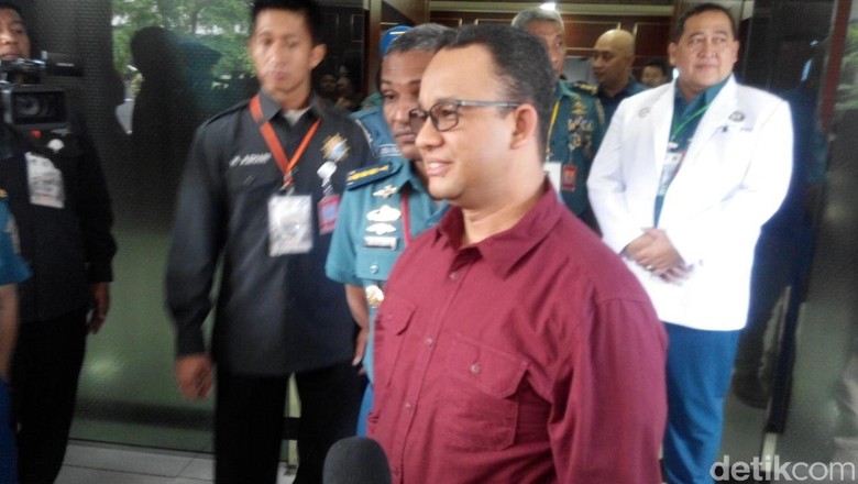 Sungai di Jakarta Kini Bersih, Anies: Itu Dirancang Gubernur Sebelumnya Sungai di Jakarta Kini Bersih, Anies: Itu Dirancang Gubernur Sebelumnya