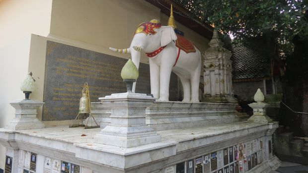 Vihara Paling Top Di Chiang Mai Dan Kisah Ajaibnya