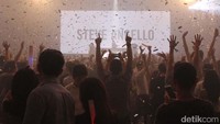 Ada juga DJ Steve Angelo, Markus Schulz dan Dubfire: Live HYBRID. Ismalil/detikHOT.