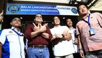 Anies-Sandi Jalani Tes Bebas Narkoba