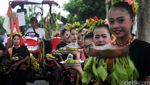 Meriahnya Parade Traktor di Lombok Tengah