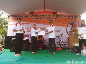 Dua Bidan Penolong Ibu Melahirkan di Kereta Api Dapat Penghargaan